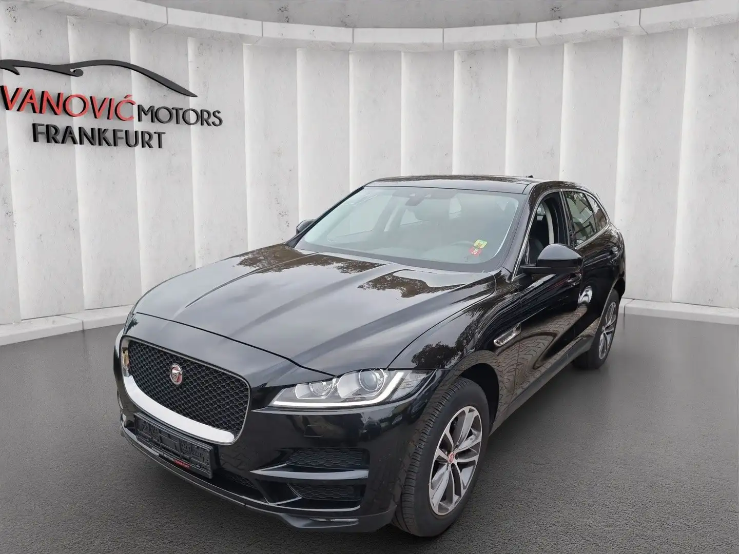 Jaguar F-Pace F-PACE 2.0i 8AT 4x4 Prestige,Schiebdach,LED*74 Schwarz - 2