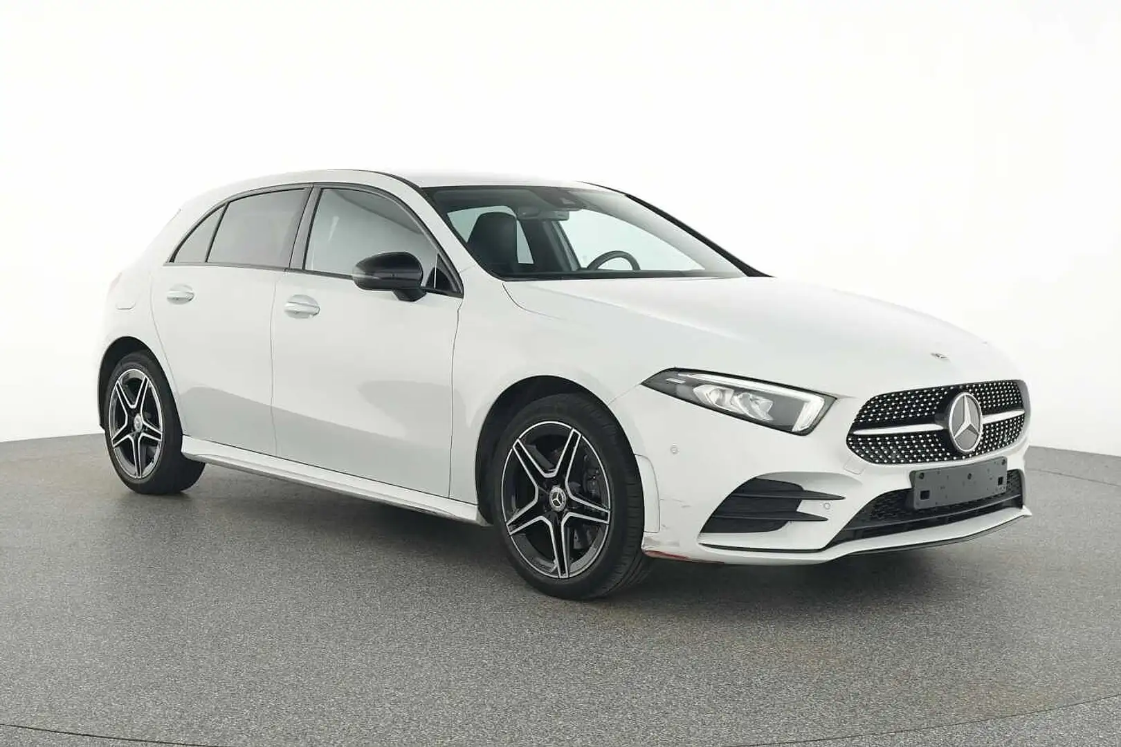 Mercedes-Benz A 250 e AMG Line Argent - 2