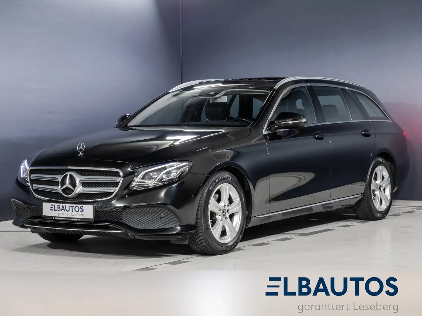 Mercedes-Benz E 220 E 220 d T Avantgarde Multibeam/ Schiebedach/ AHK Schwarz - 1
