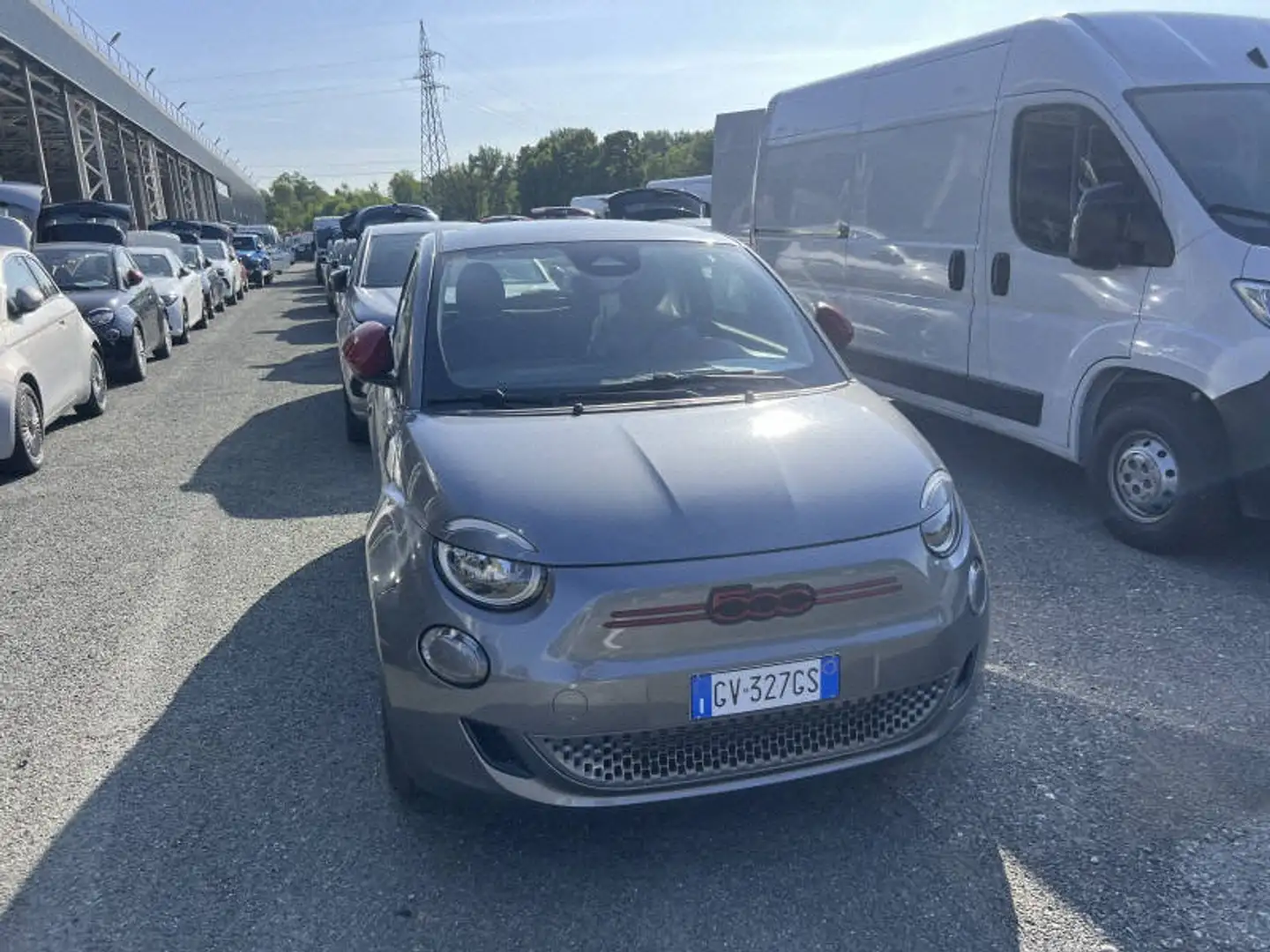 Fiat 500e 23,65 kWh  (Red) Šedá - 2
