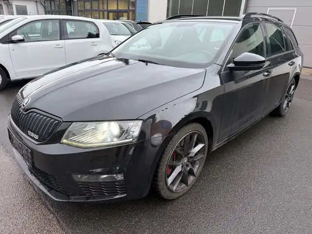 Skoda Octavia Combi RS 2.0 TSI Tempo Navi Bi-Xenon 18"