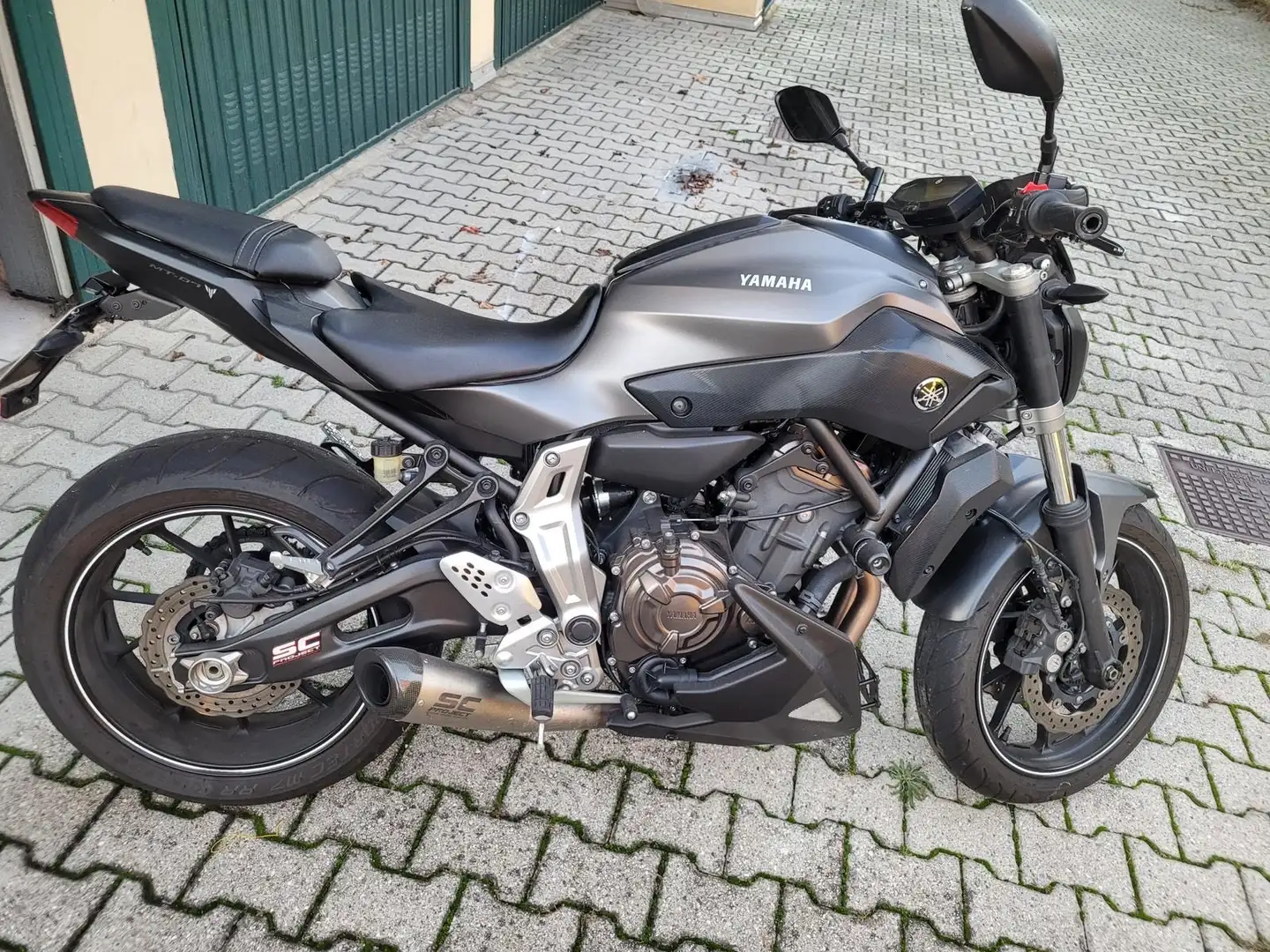 Yamaha MT-07 - 1