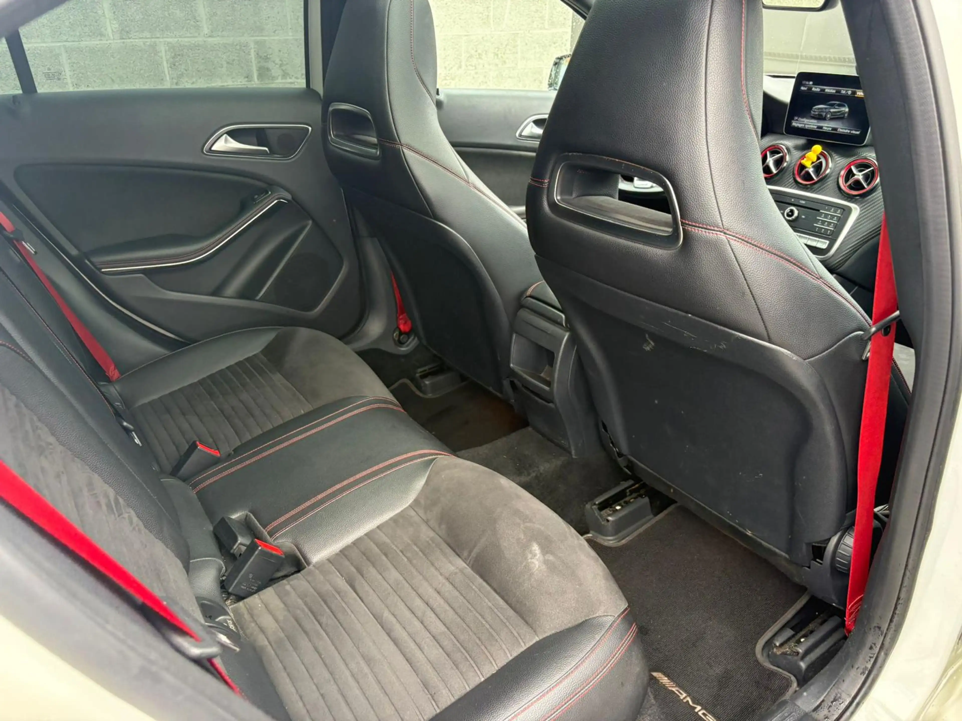 Mercedes-Benz A 45 AMG A 45 AMG 4-Matic — photo 12