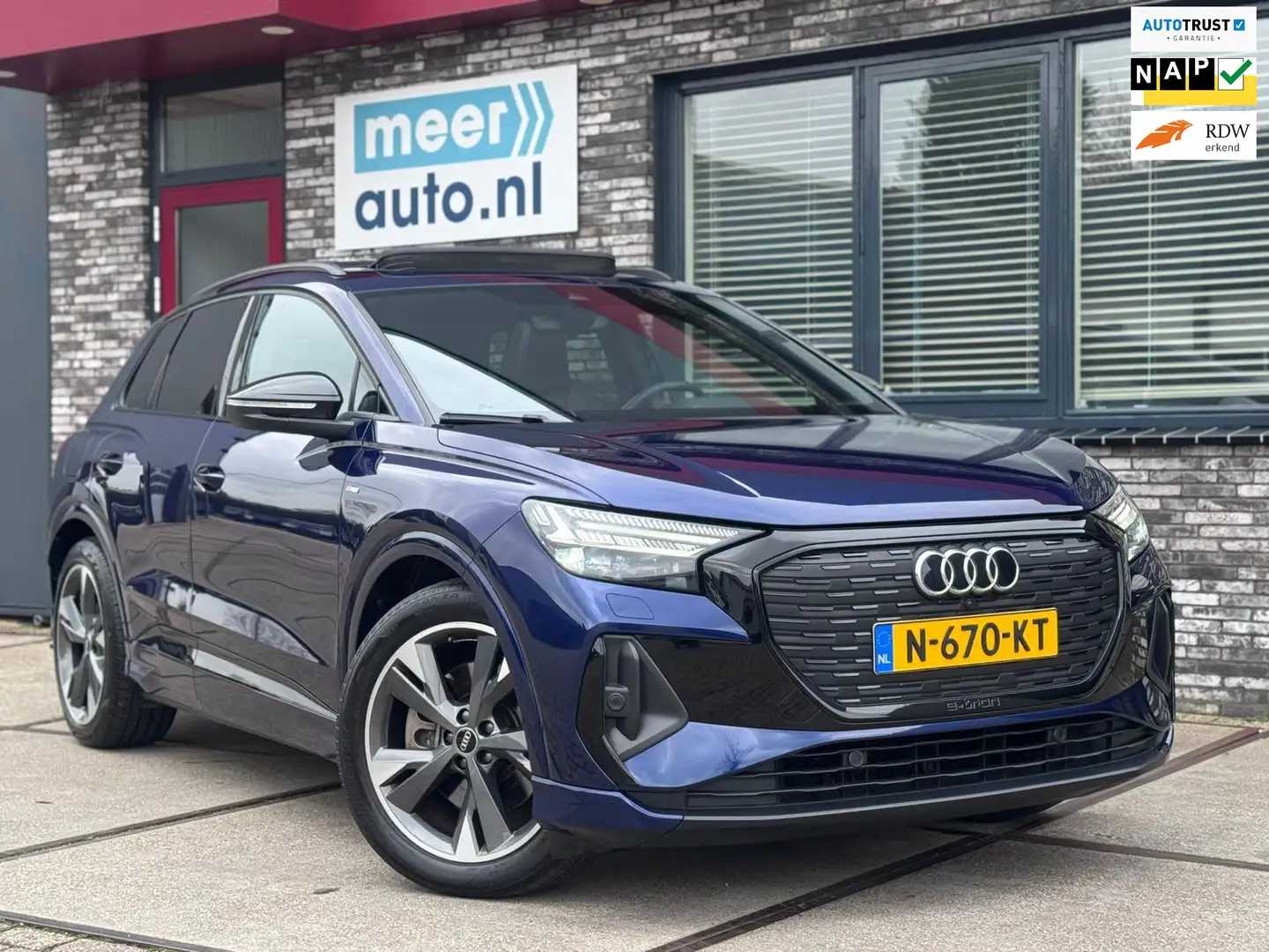 Audi Q4 e-tron 40 S-LINE Competition 77 kWh PANO l SONOS l SFEER Blauw - 1