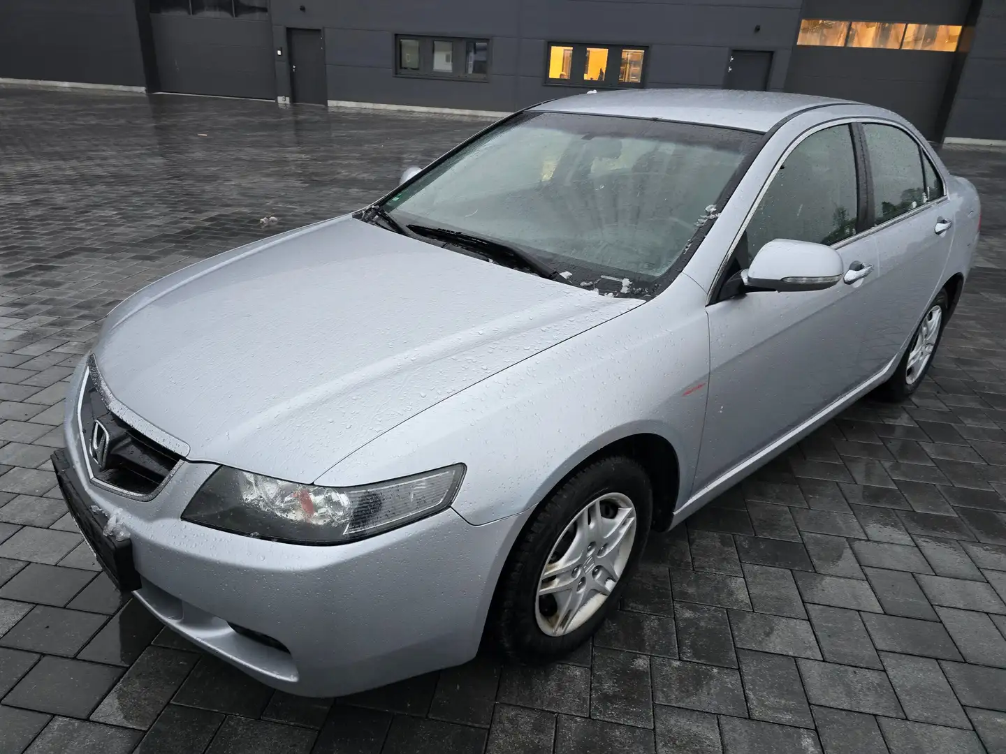 Honda Accord 2.0 Comfort Grau - 1