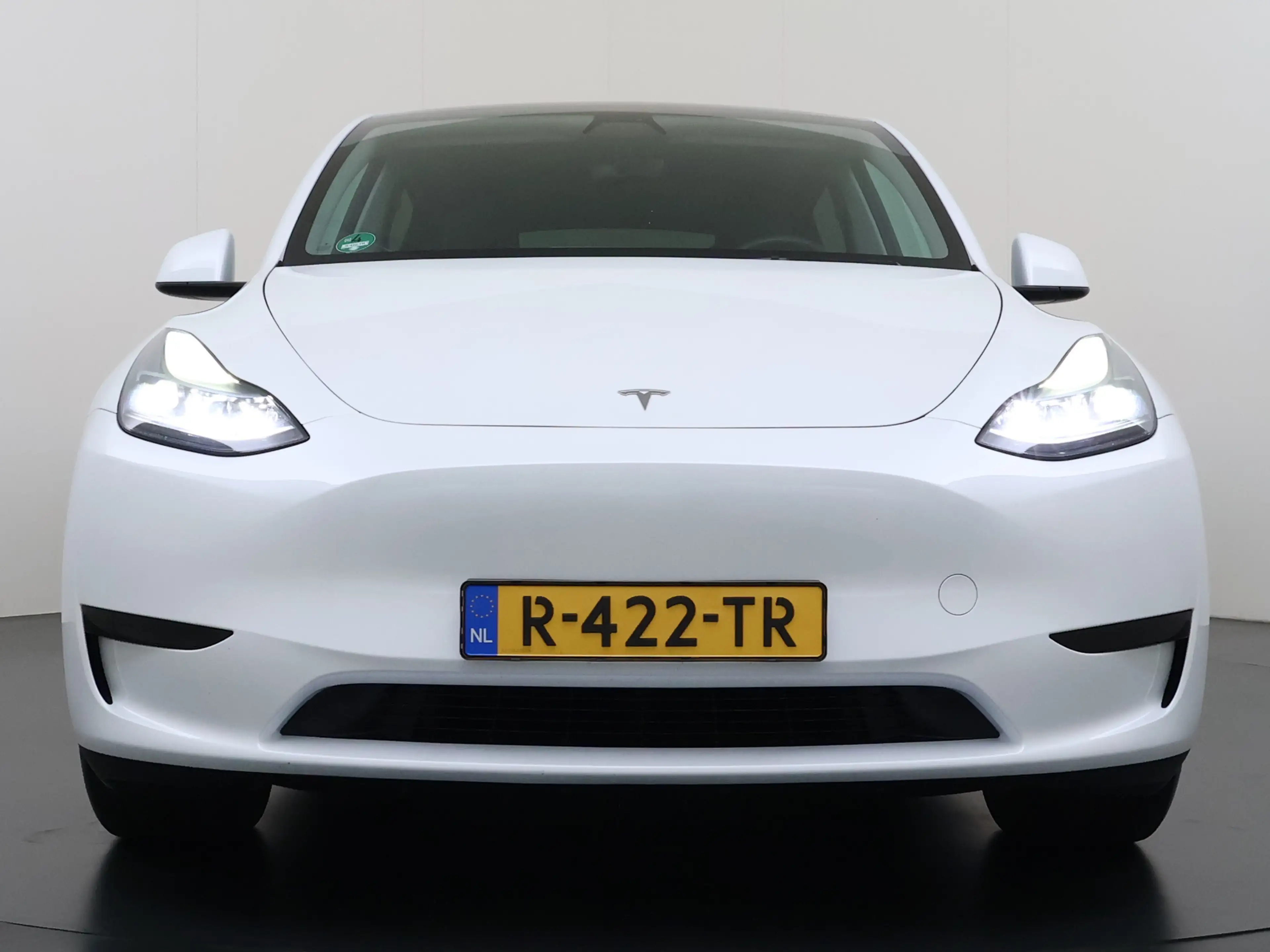 Tesla Model Y RWD 300PK SOH 90% Trekhaak Warmtepomp LFP-Accu Pre — photo 41