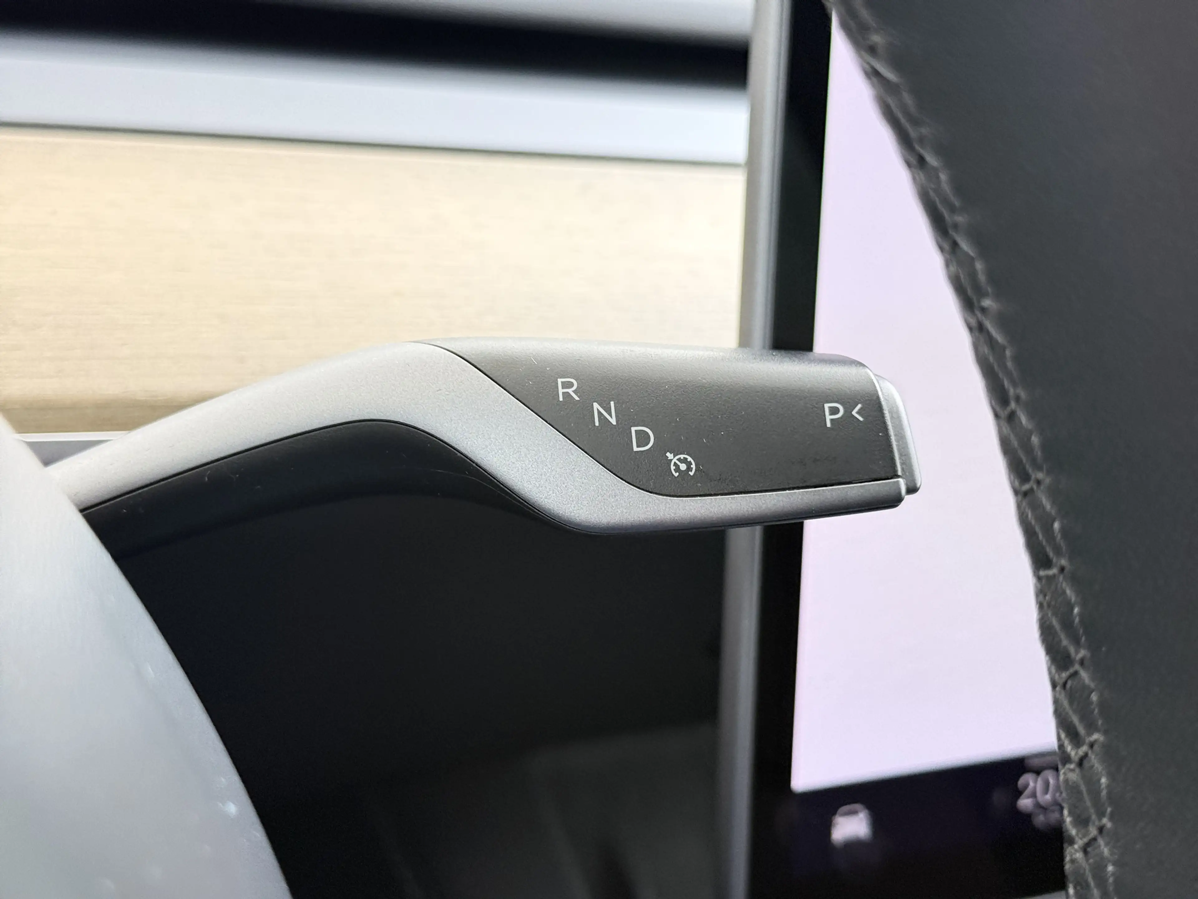 Tesla Model Y RWD 300PK SOH 90% Trekhaak Warmtepomp LFP-Accu Pre — photo 35