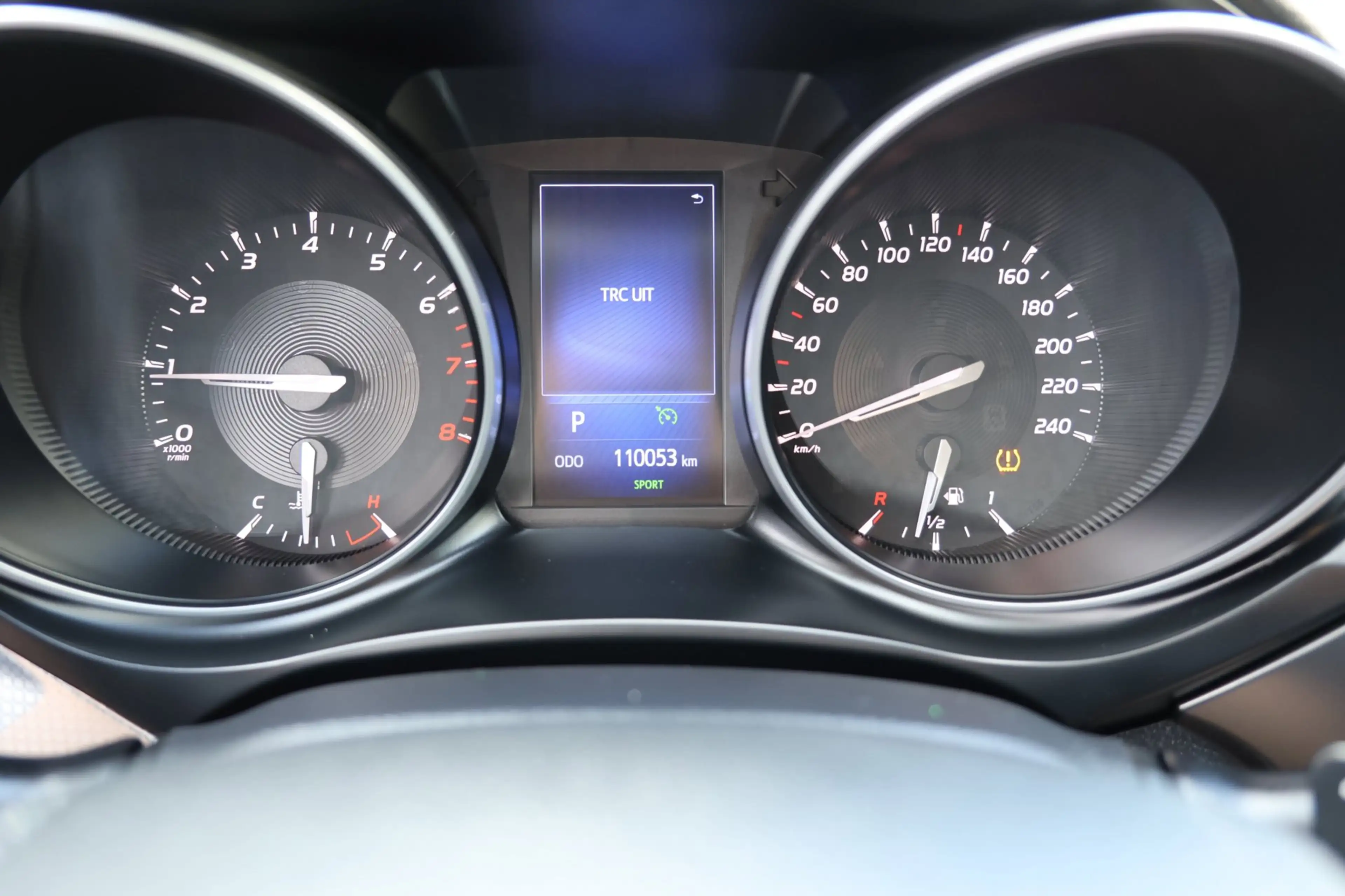 Toyota Avensis Touring Sports 1.8 VVT-i Dealer onderhouden — photo 11