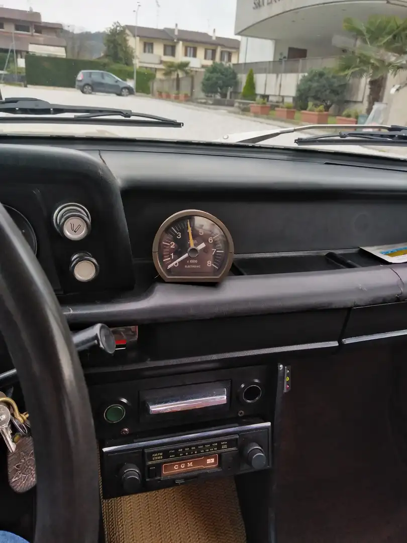 BMW 2002 1602 Bej - 1