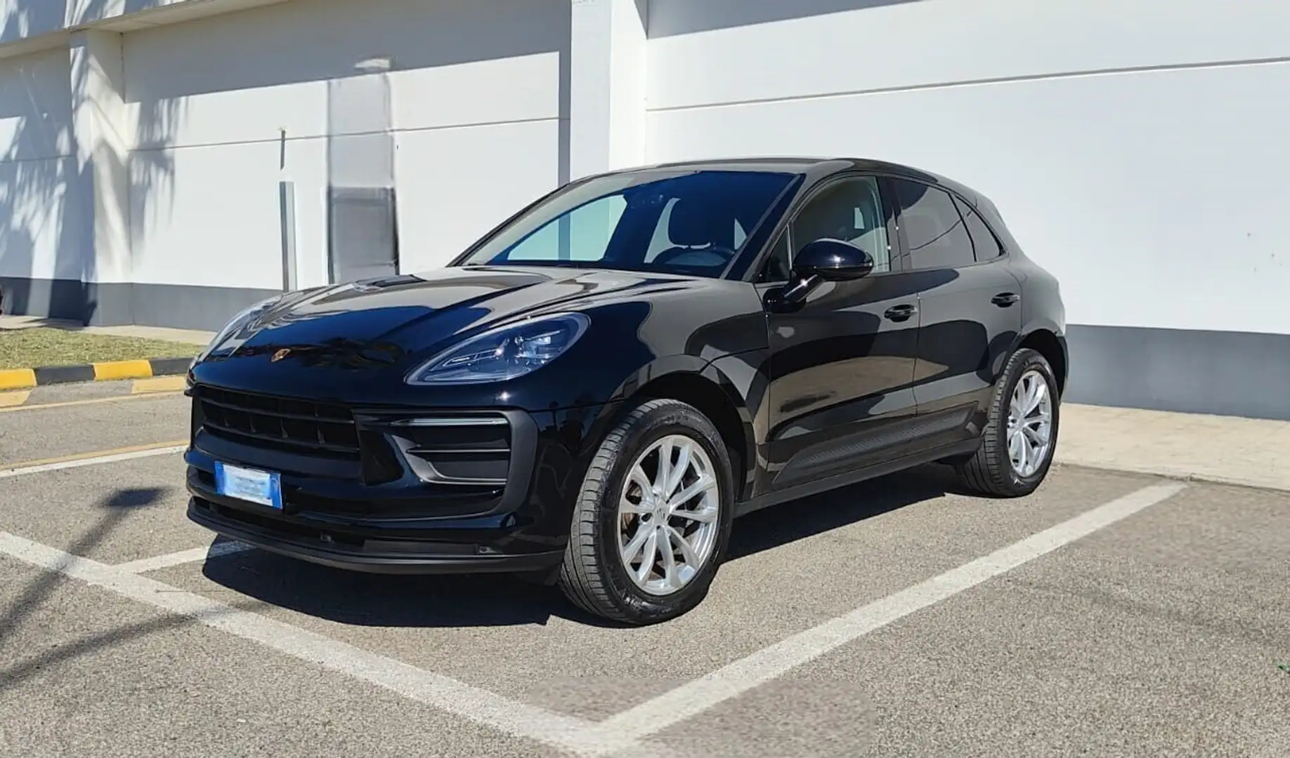 Porsche Macan 2.0 Black - 2