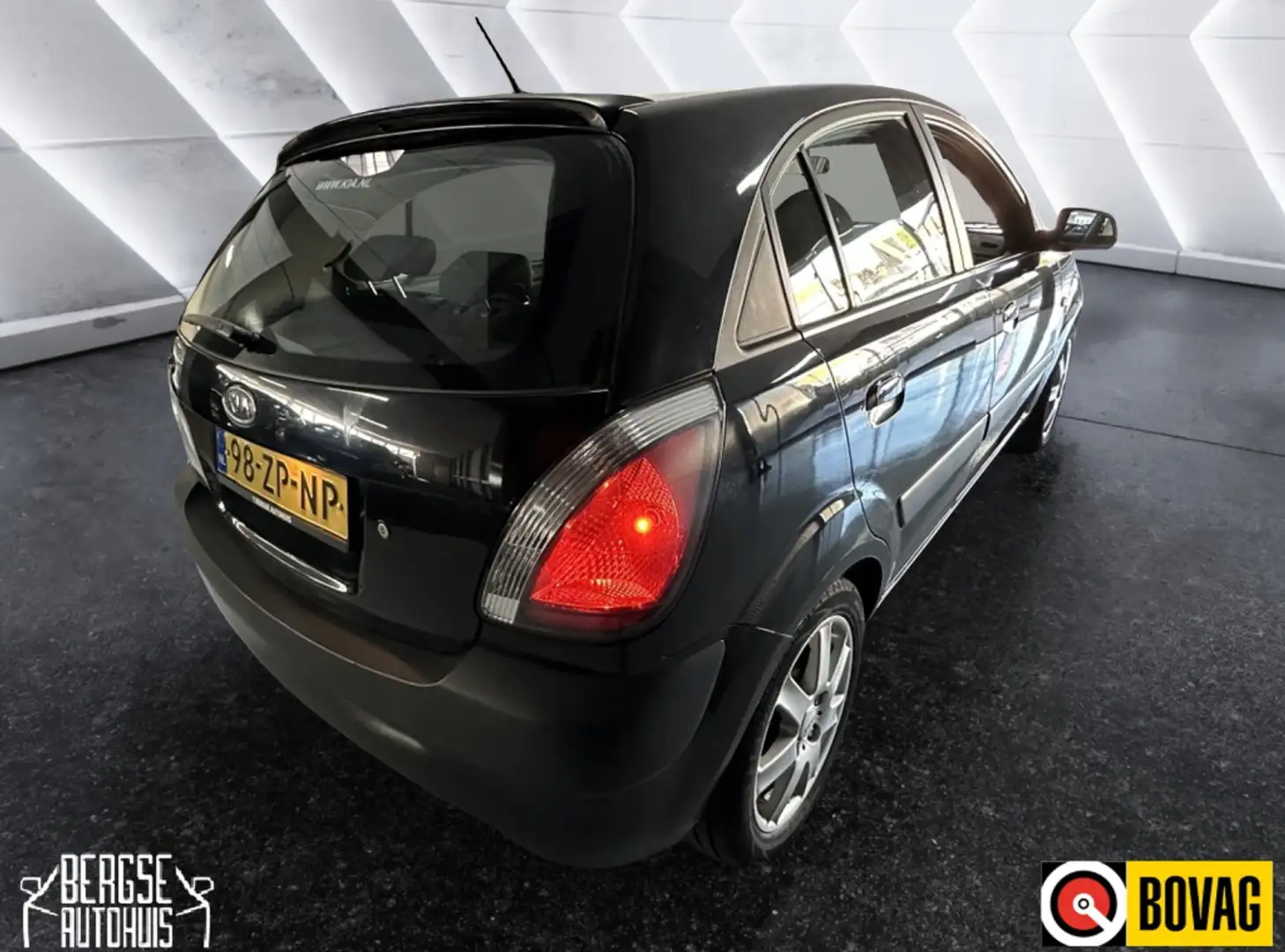 Kia Rio 1.4 X-pect Airco Trekhaak Nap BT Noir - 2