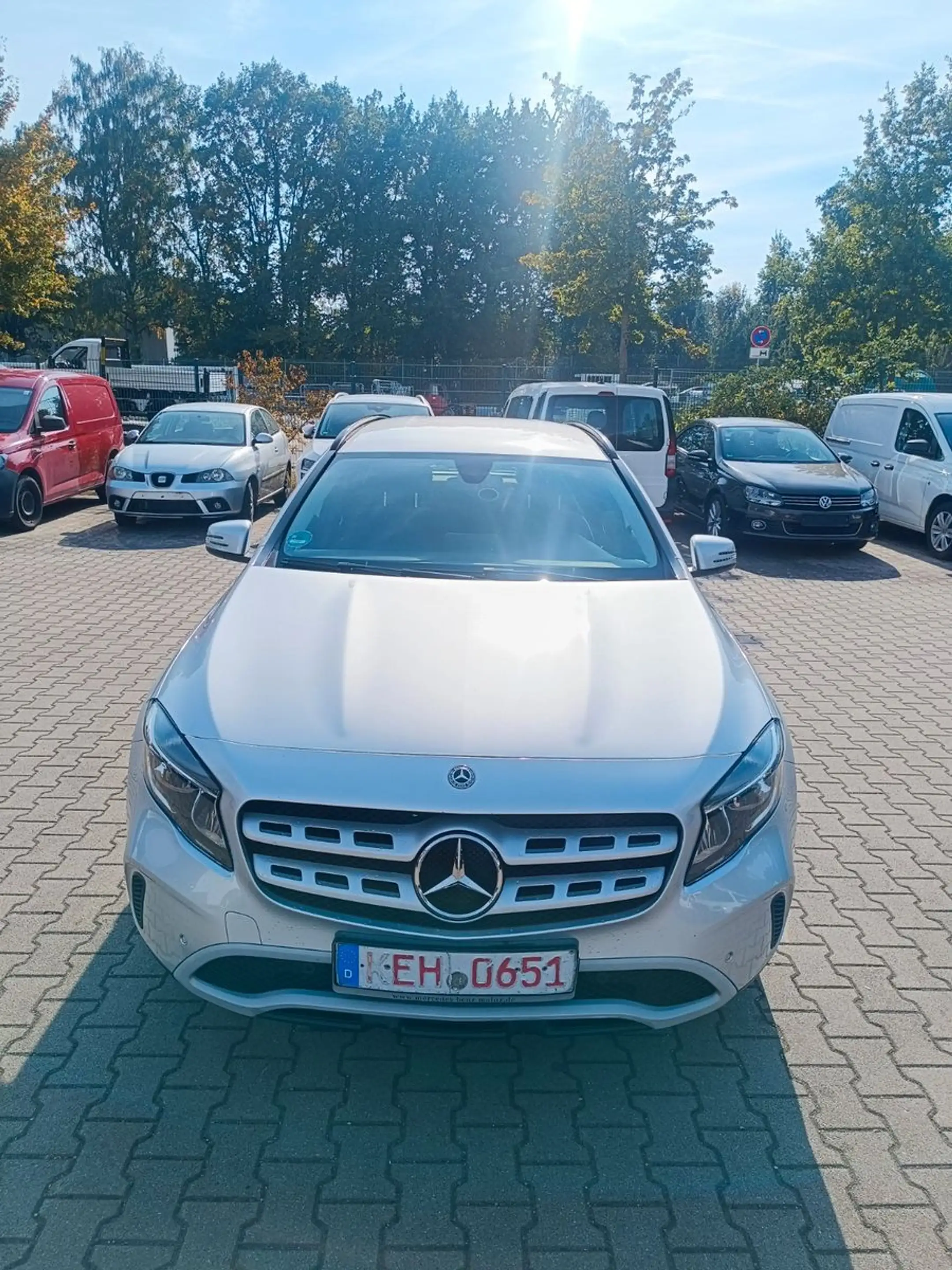 Mercedes-Benz GLA 180 — photo 4