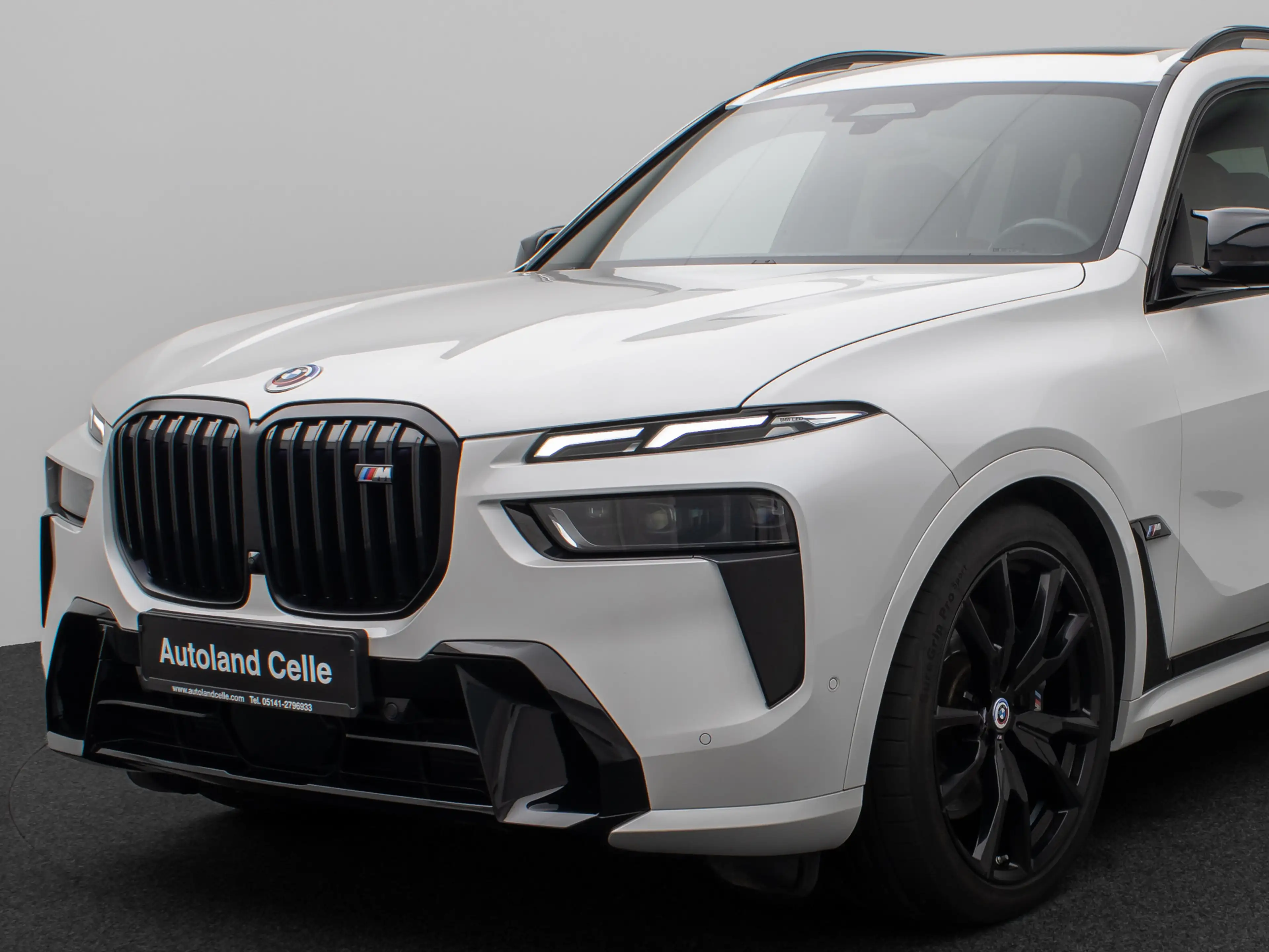 BMW X7 M B&W Panorama HUD 360° Individual 22 — photo 16