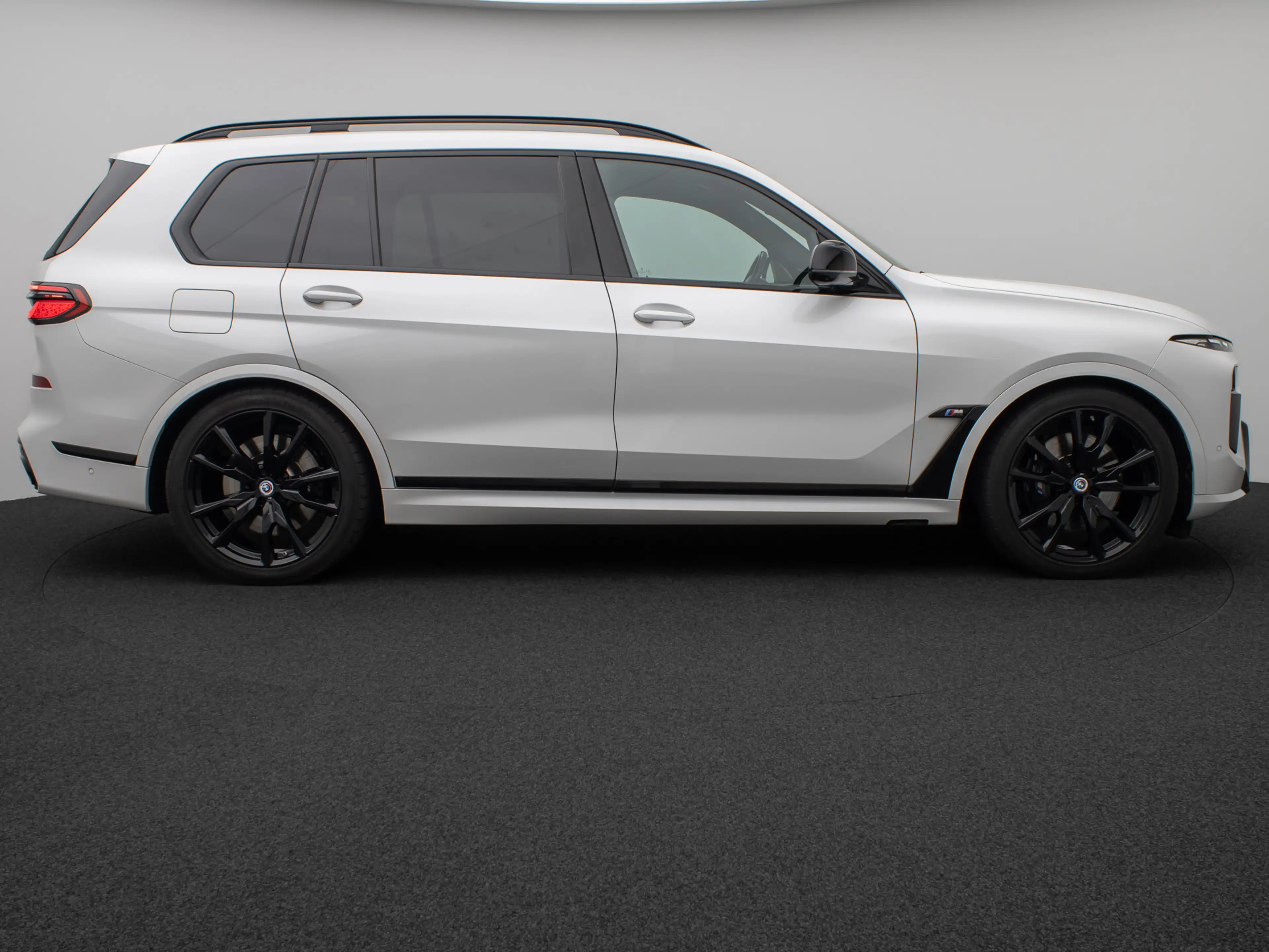 BMW X7 M B&W Panorama HUD 360° Individual 22 — photo 5