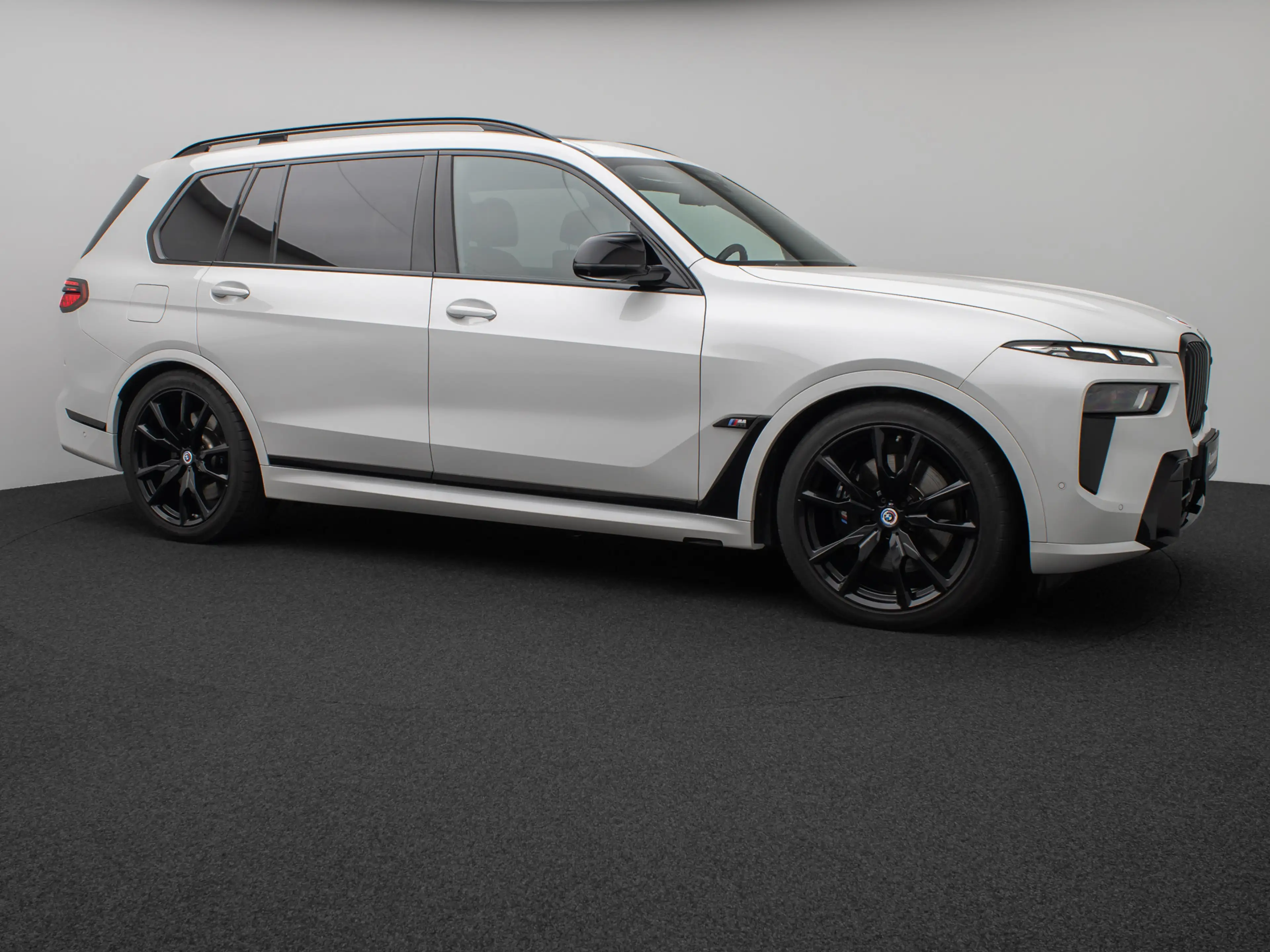 BMW X7 M B&W Panorama HUD 360° Individual 22 — photo 4