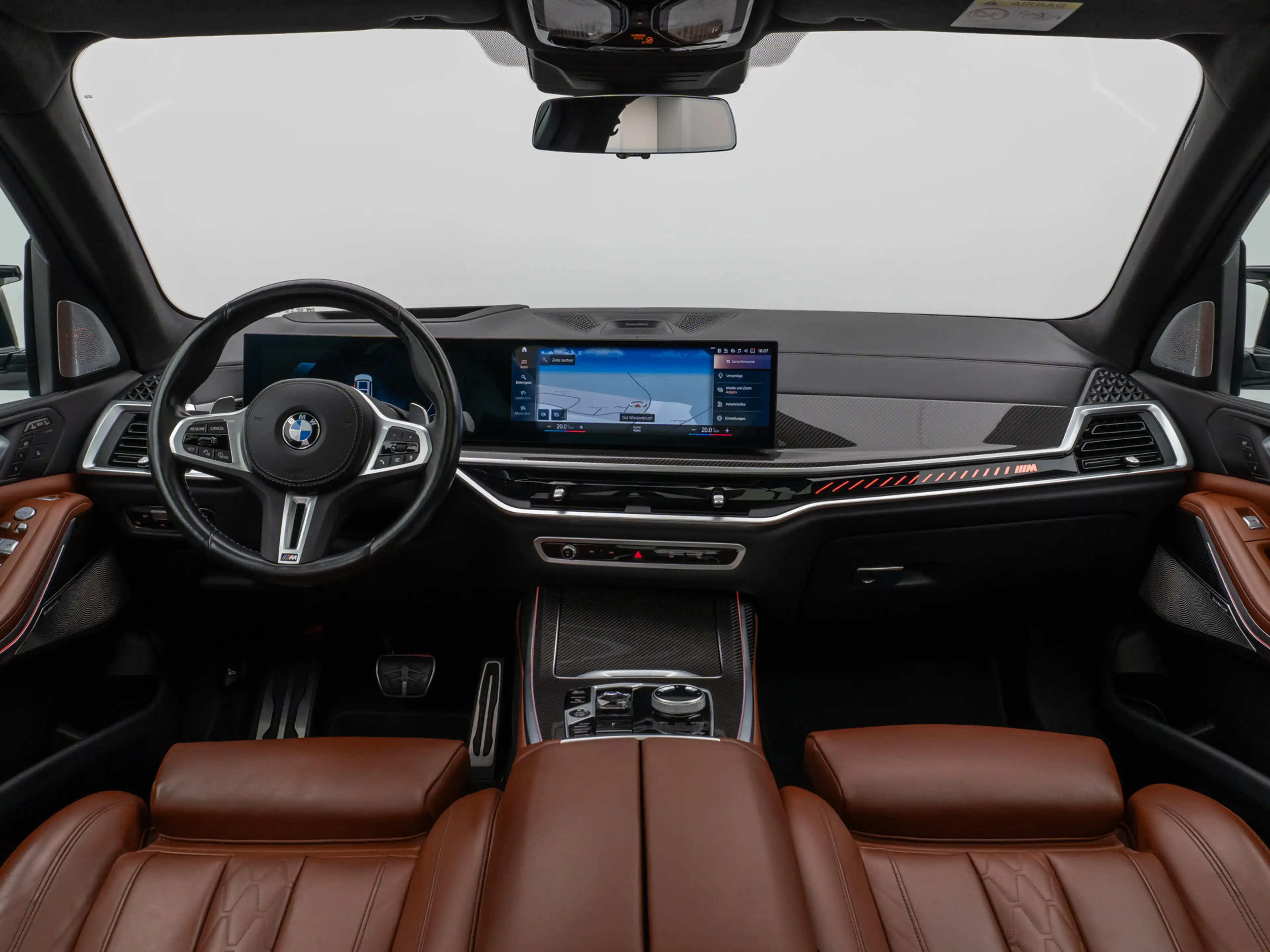 BMW X7 M B&W Panorama HUD 360° Individual 22 — photo 41