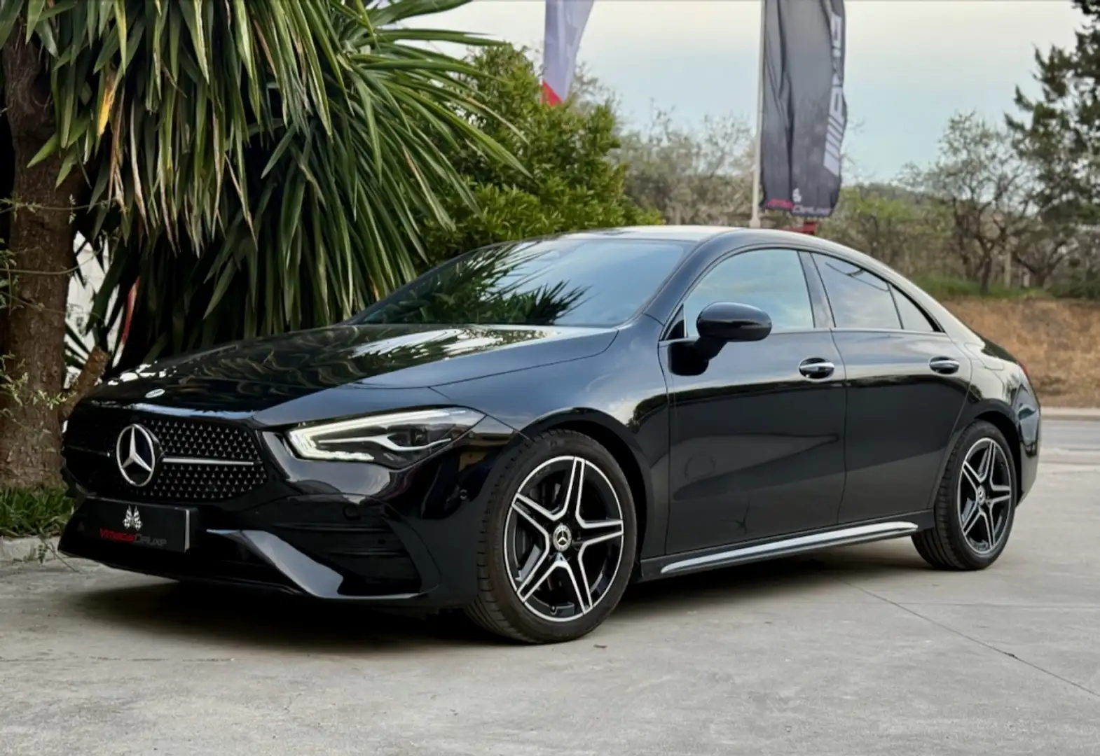 Mercedes-Benz CLA 200 7G-DCT Negro - 1