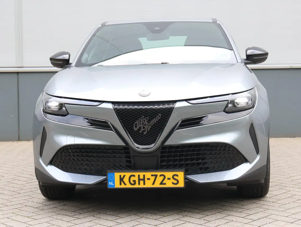 Alfa Romeo Junior 2025