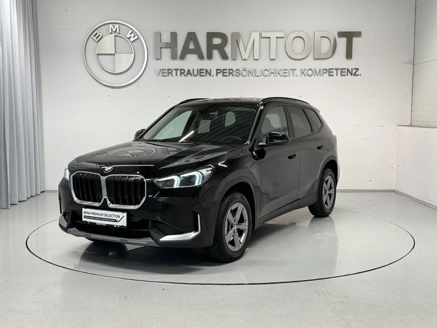 BMW X1 xDrive20d *Premium Paket* Schwarz - 2
