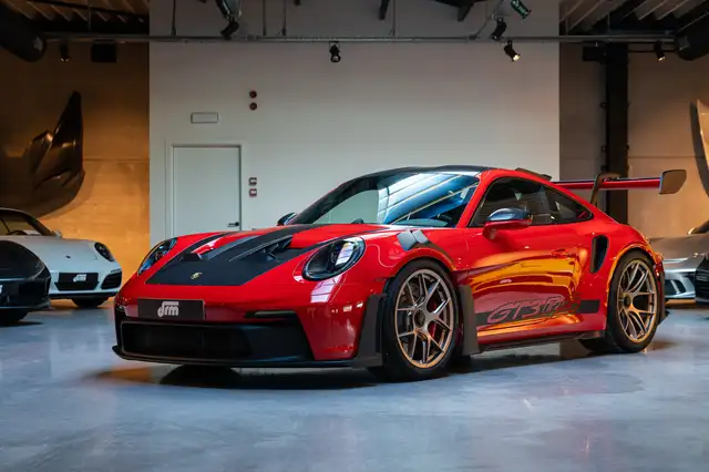 Porsche 992