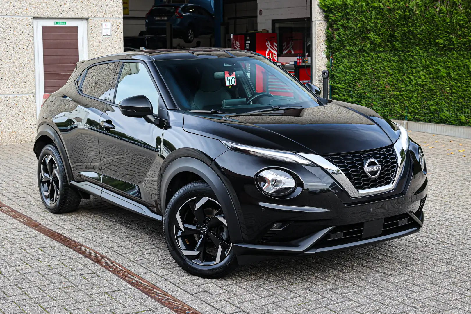 Nissan Juke AUTOMAAT*ACHTERUITRIJCAMERA*KEYLESGO*APPLE-CARPLAY Schwarz - 2