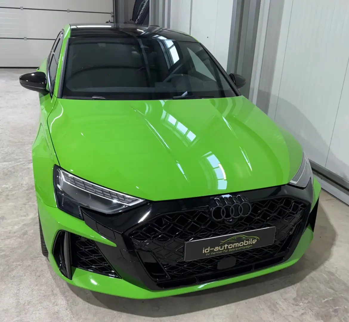 Audi RS3 RS 3 Sportback 2.5 294 kW TFSI quattro Grün - 2