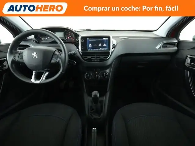 Peugeot 208 view 13