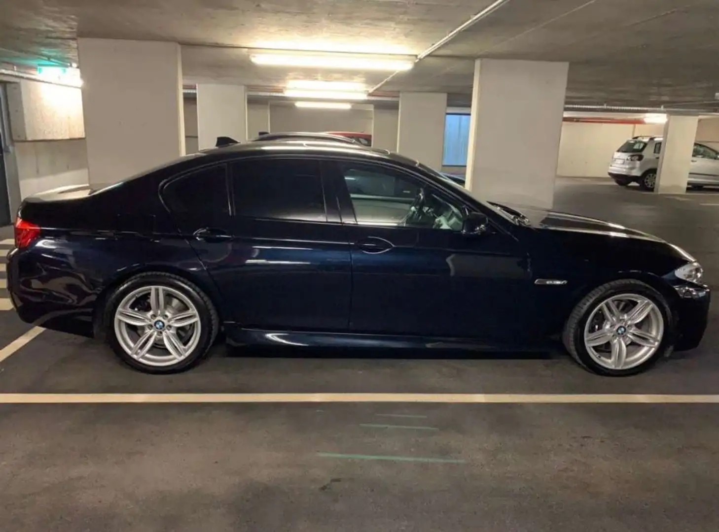 BMW 525 525d Österreich-Paket Aut. - 1