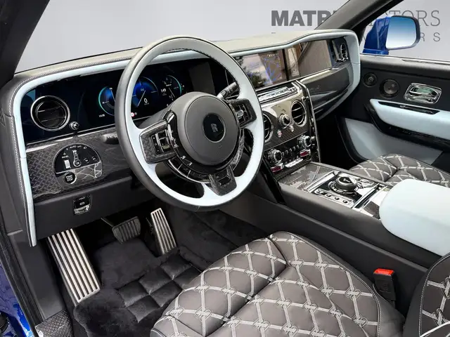 Rolls-Royce Cullinan view 15
