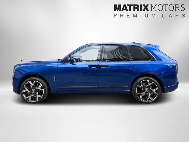 Rolls-Royce Cullinan view 10