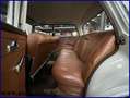 Mercedes-Benz 230 S W111 * Bildschön * Geringe Laufleistung * Blanc - thumbnail 14