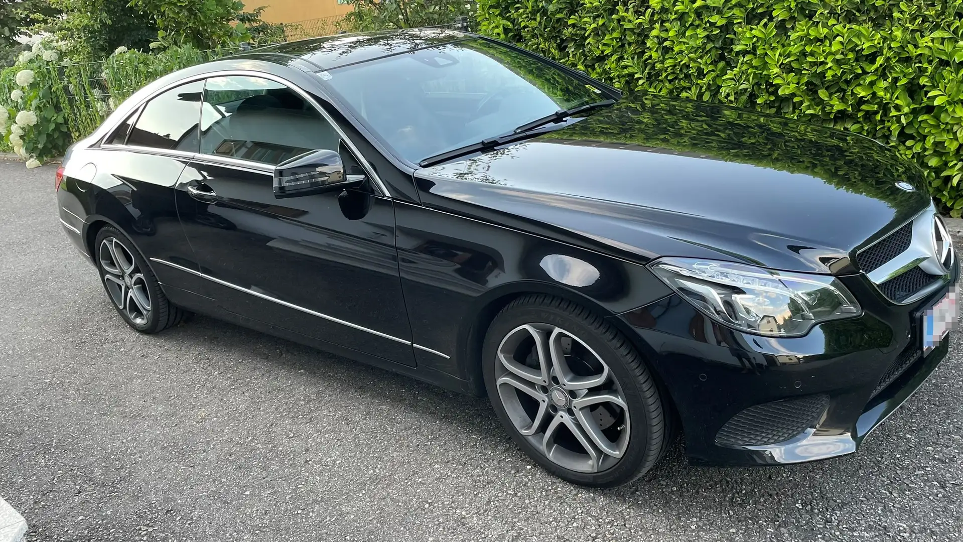 Mercedes-Benz E 250 E 250 Aut. Schwarz - 1