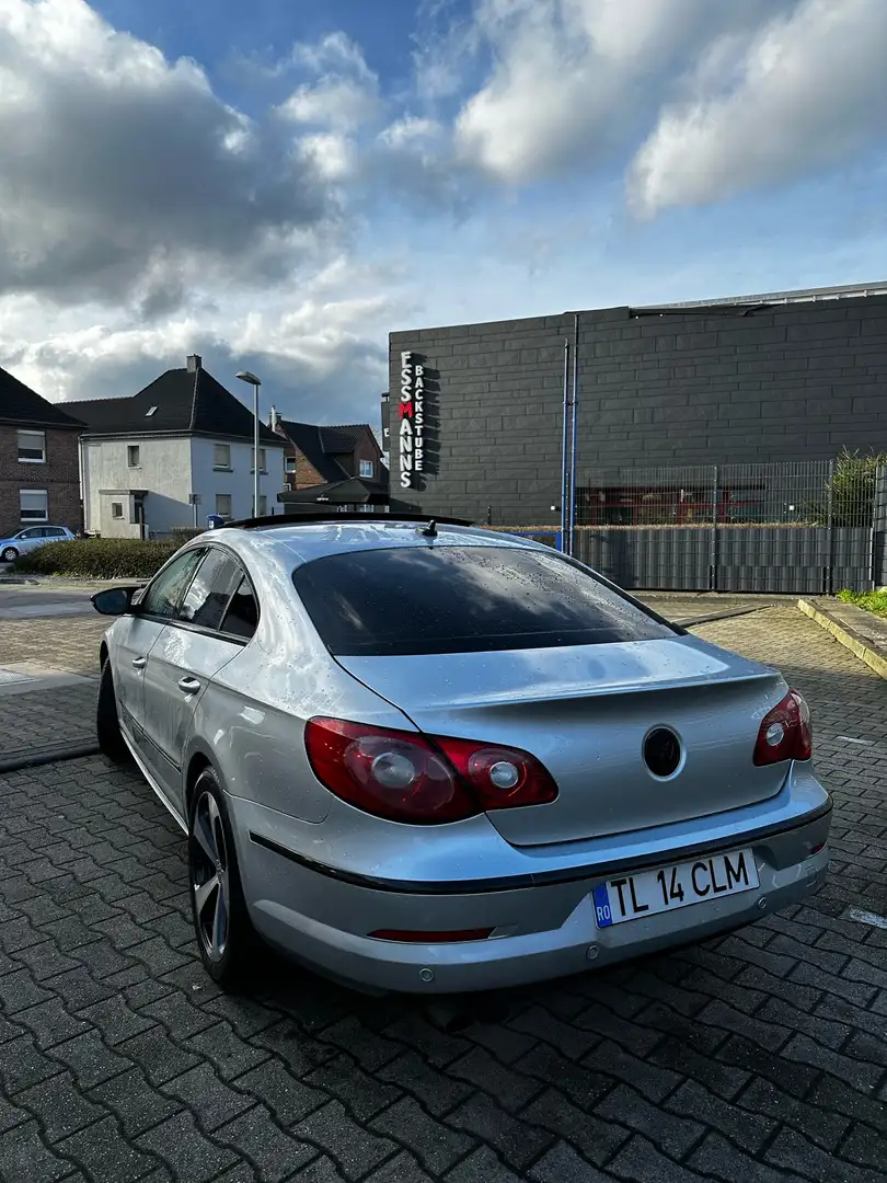 Volkswagen Passat CC 1.8 TSI Stříbrná - 2