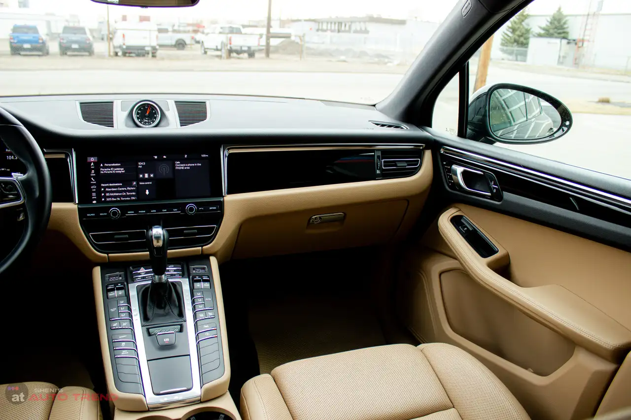 Porsche Macan снимка Porsche Macan