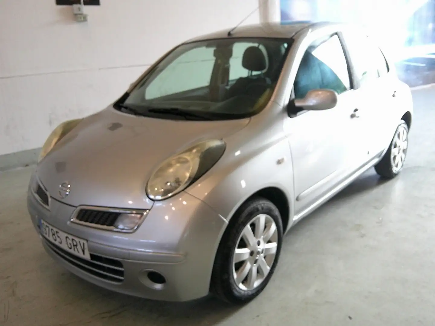Nissan Micra 1.4 25 Aniversario Gris - 1