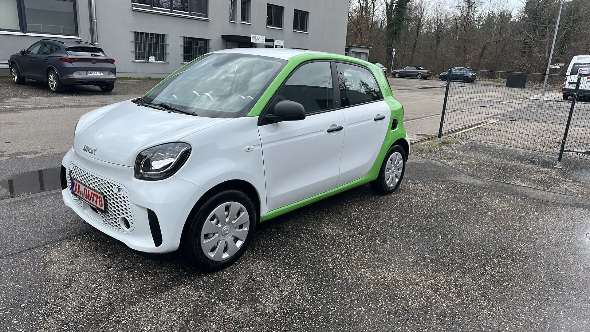 smart forFour smart forfour electric drive EQ( Grün Foliert). Weiß - 1