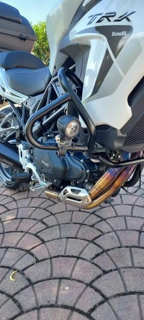 Benelli TRK 502 Bianco - 2