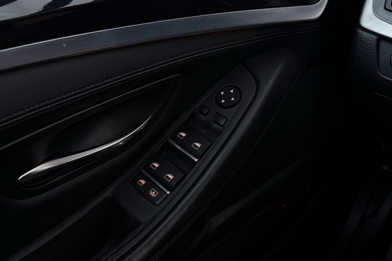 BMW 535 5-serie 535xi High Executive | Head-up | Sportstoe — photo 40
