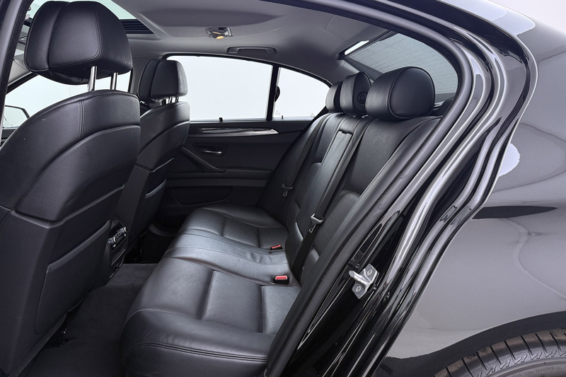 BMW 535 5-serie 535xi High Executive | Head-up | Sportstoe — photo 19