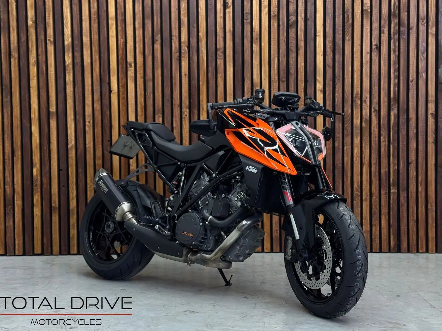 KTM 1290 Super Duke R Zwart - 1
