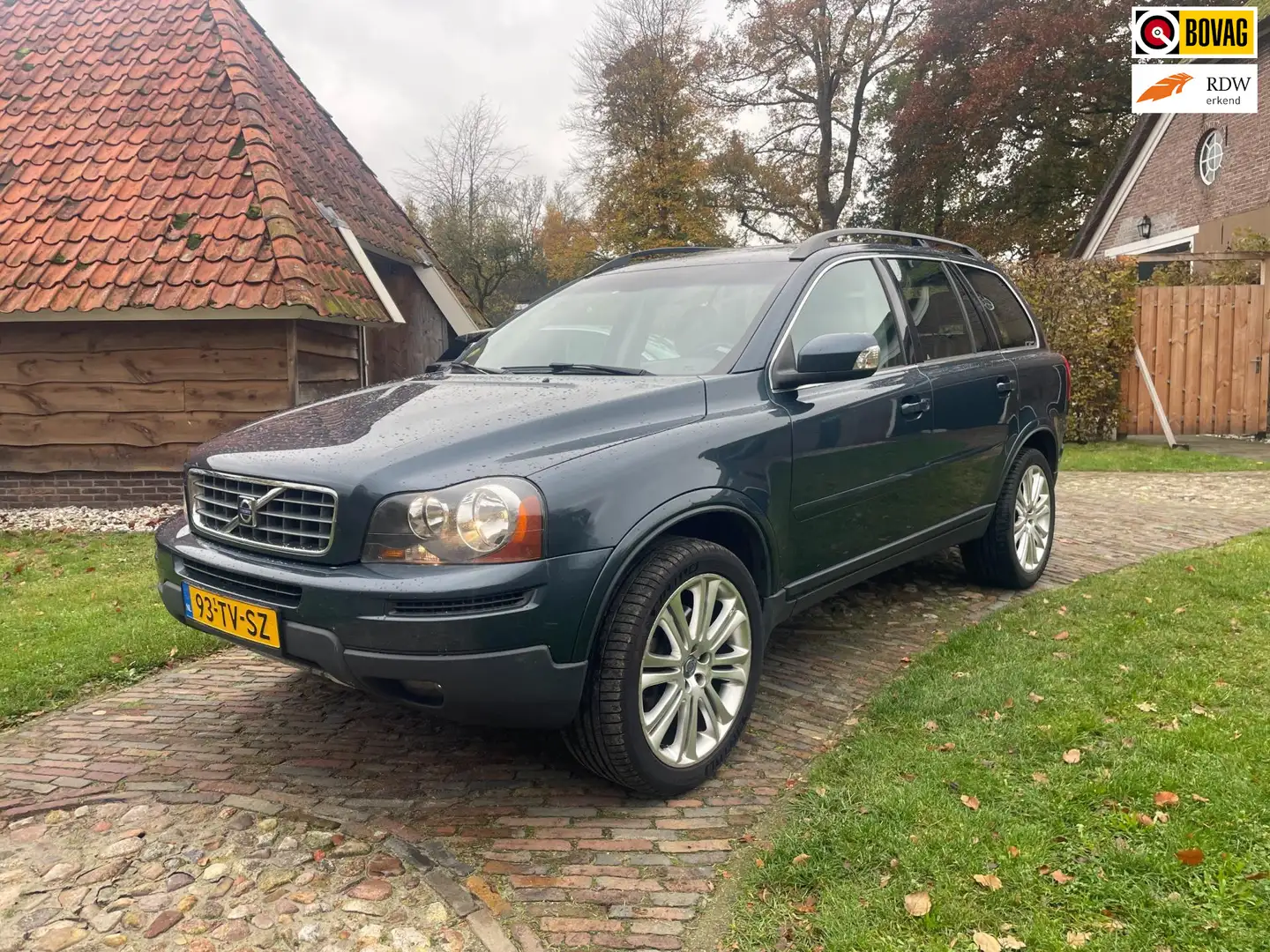 Volvo XC90 3.2 Momentum-NL AUTO-7 PERS- Blauw - 1