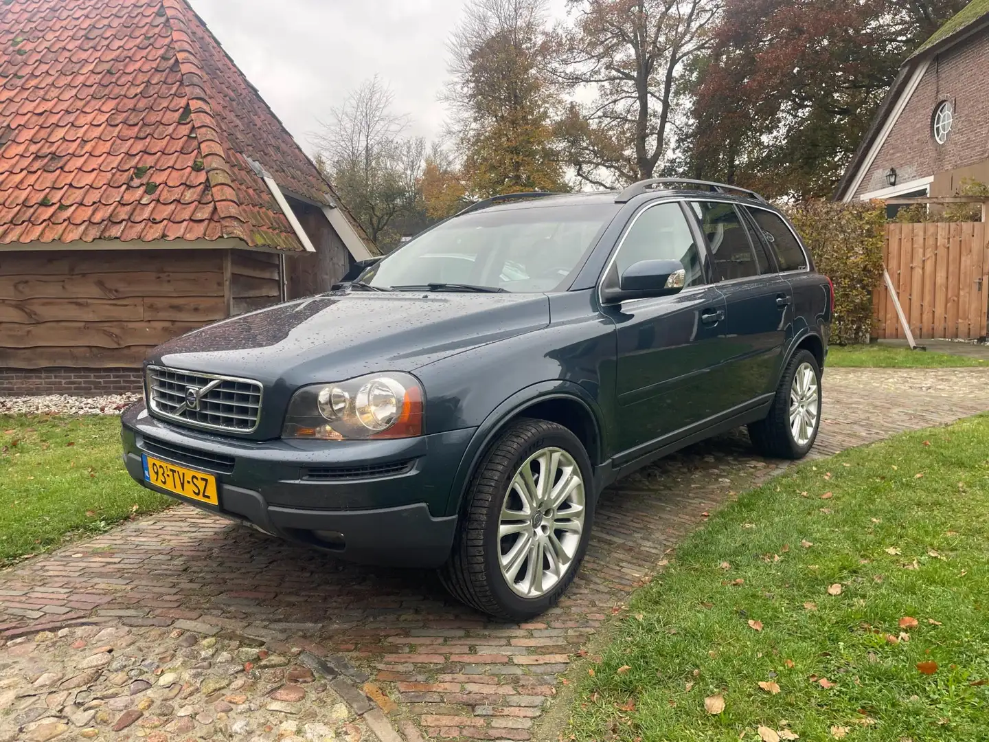 Volvo XC90 3.2 Momentum-NL AUTO-7 PERS- Bleu - 1