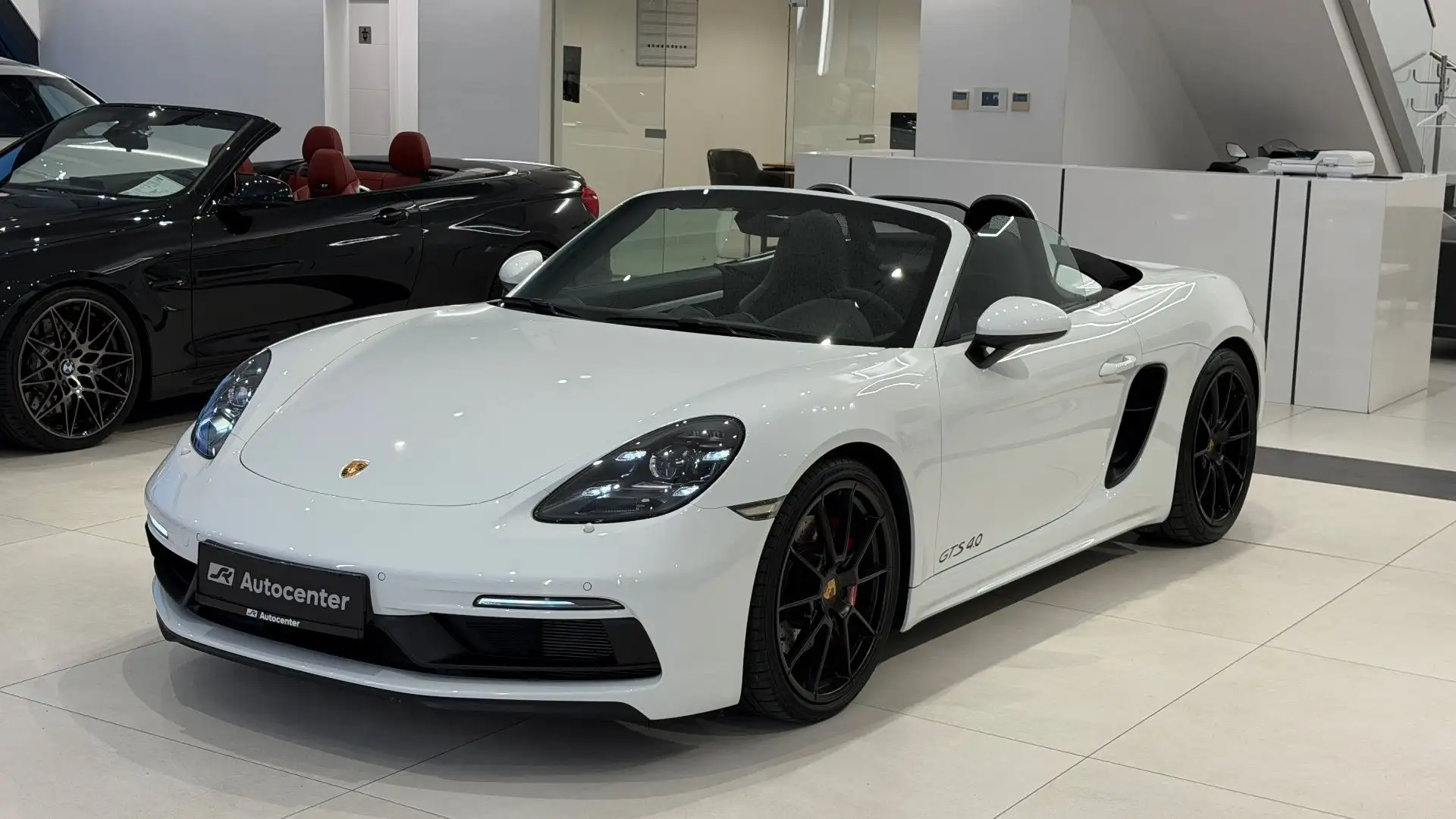 Porsche Boxster 718  GTS 4.0 Weiß - 1