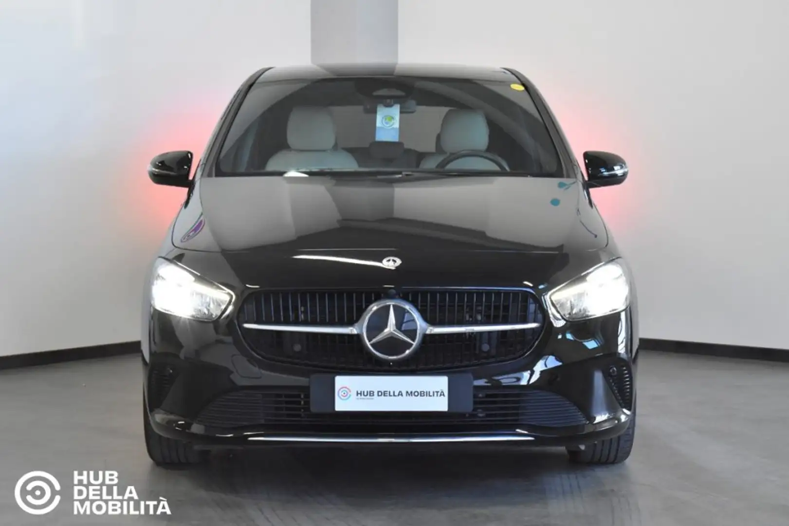 Mercedes-Benz B 250 e Plug-in hybrid Automatic Progressive Advanced Zwart - 1