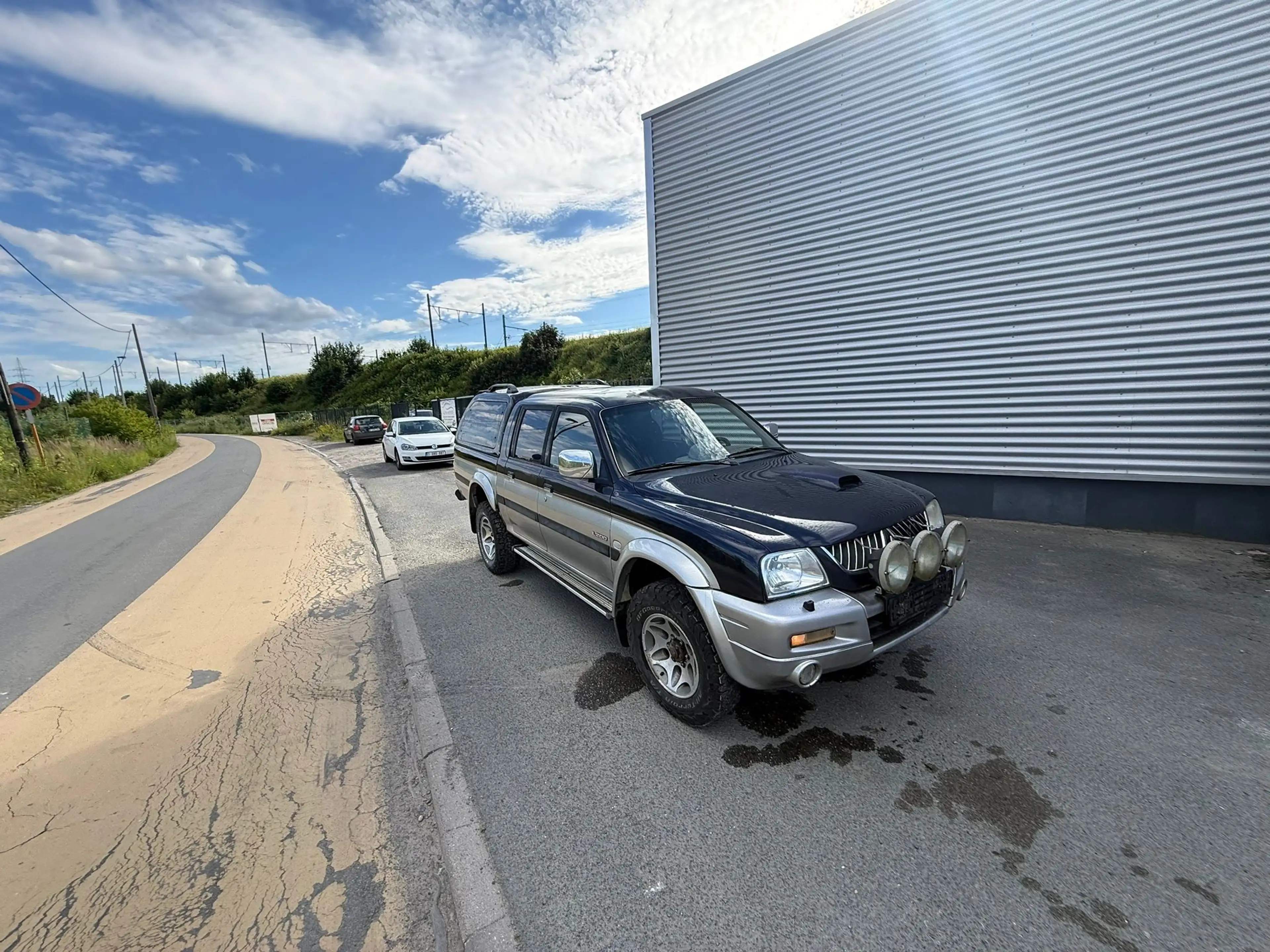Mitsubishi L200 2.5 TD DOUBLE CAB INTENSE — photo 4