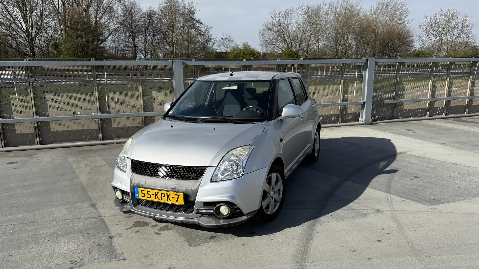 Suzuki Swift 1.3 bandit - 1