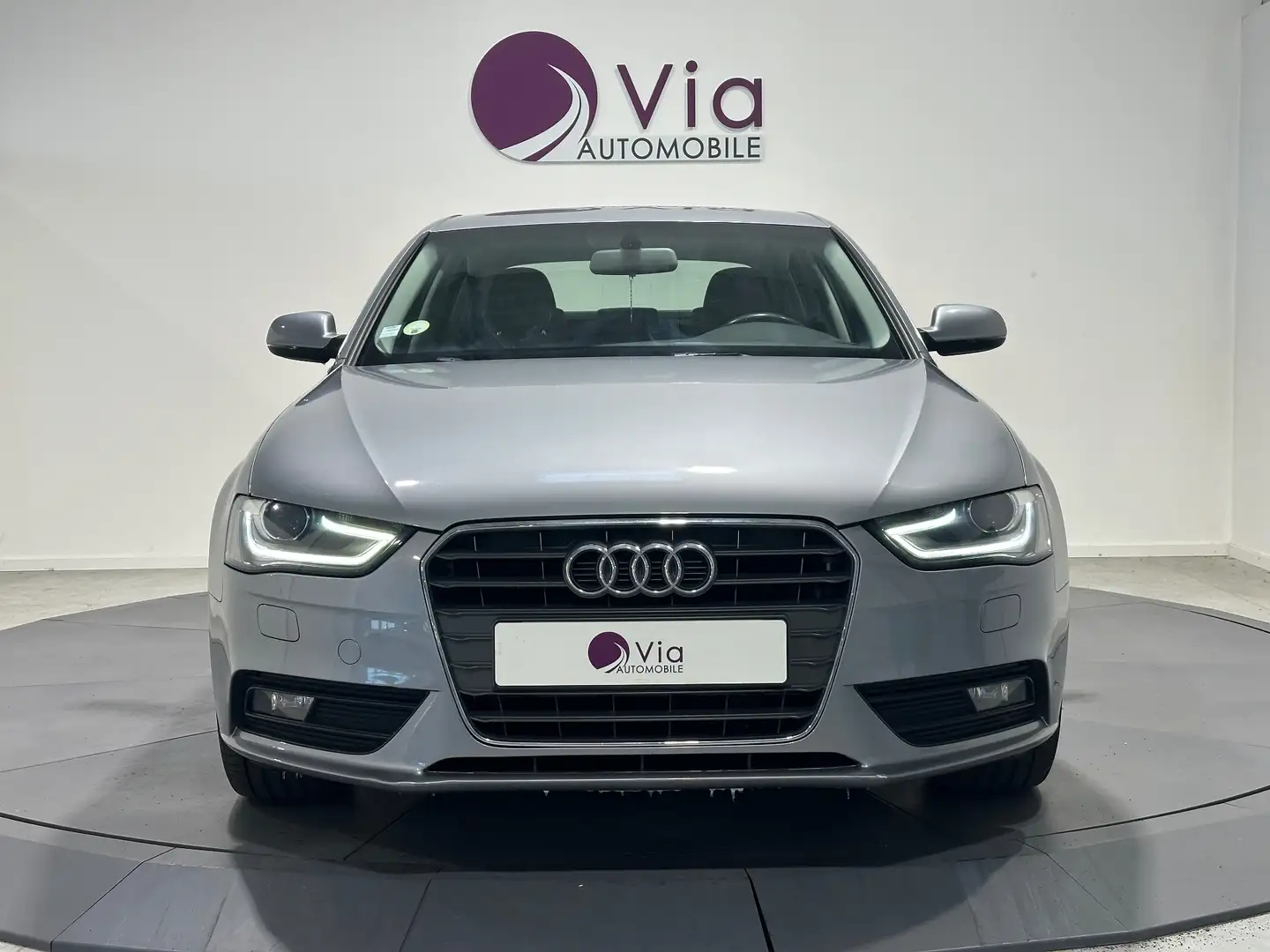 Audi A4 2.0 TDI 150 DPF Clean Diesel Ambiente Gris - 2