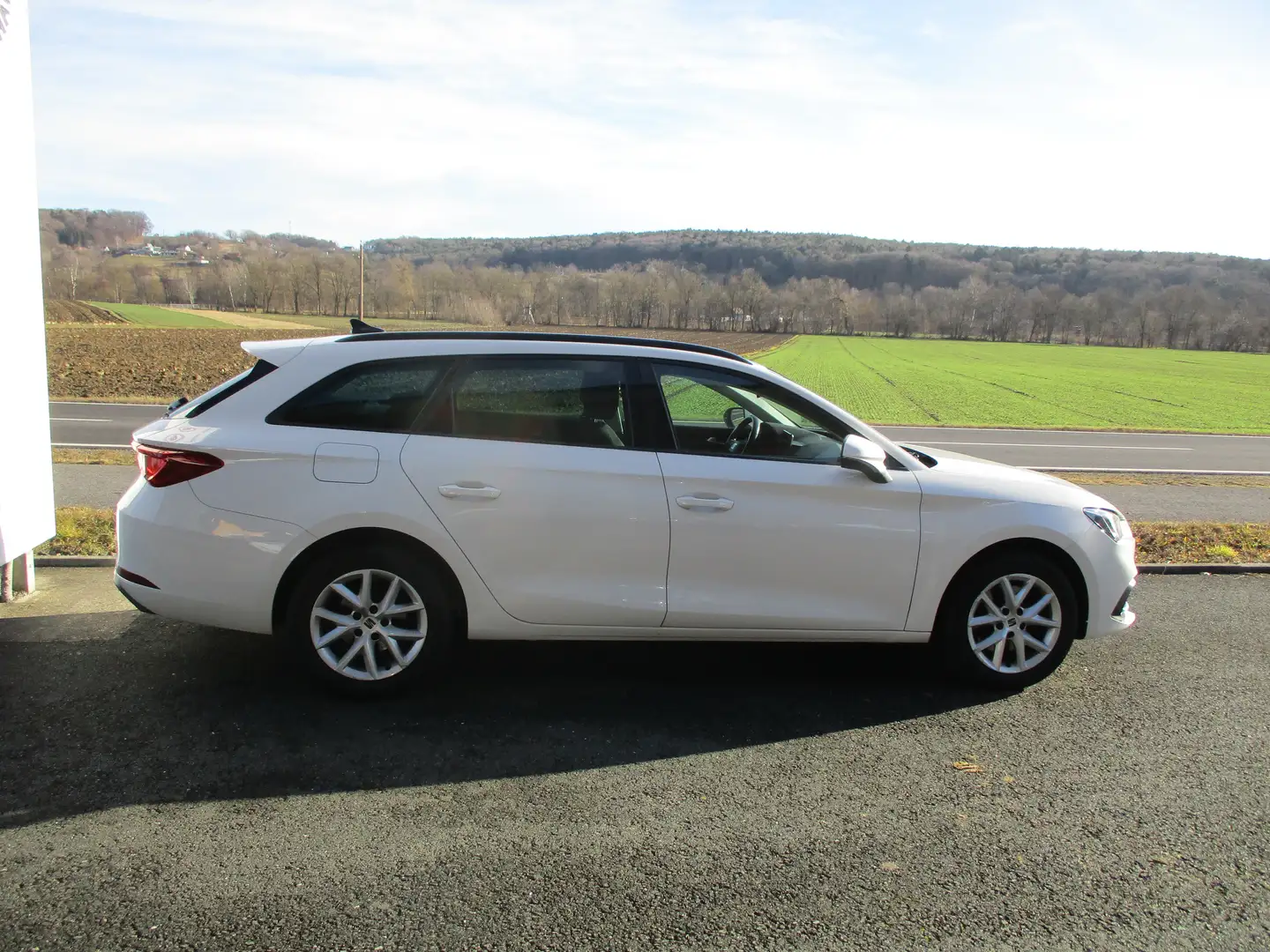 SEAT Leon Style Virtuell Navi Led Weiß - 2