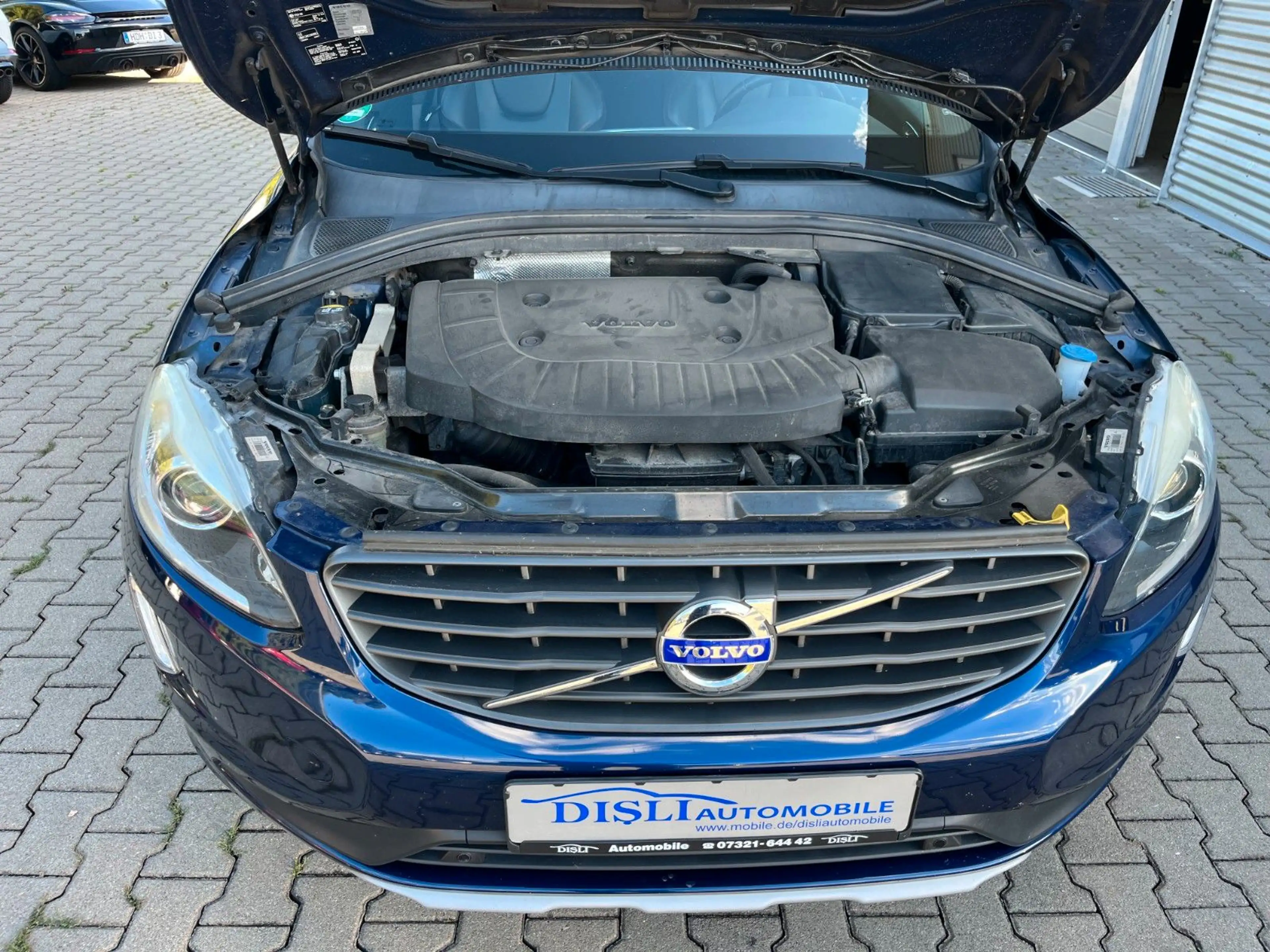 Volvo XC60 D4 AWD Ocean,Klimaautomatik,Pano,Kamera,Ahk — photo 14