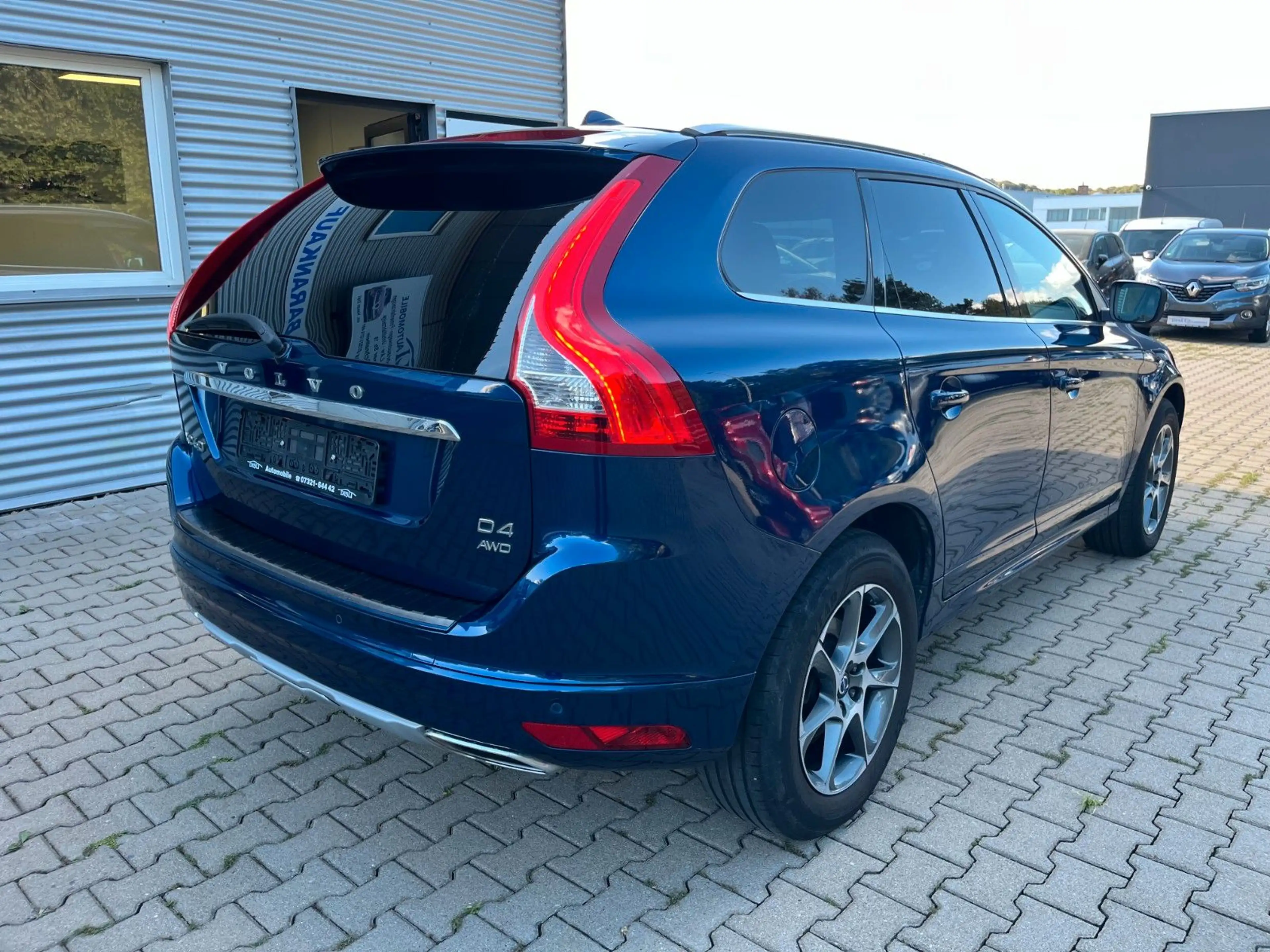 Volvo XC60 D4 AWD Ocean,Klimaautomatik,Pano,Kamera,Ahk — photo 4